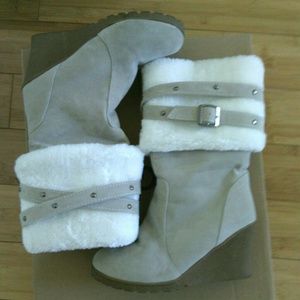 Wedge boots